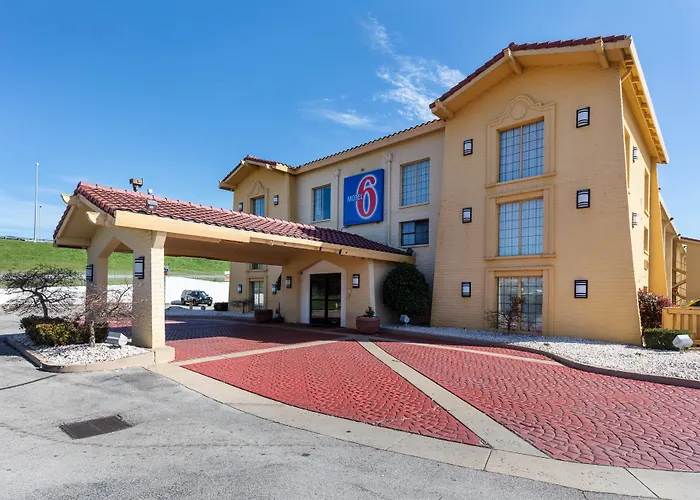 Family Hotel: Motel 6-Knoxville, Tn
